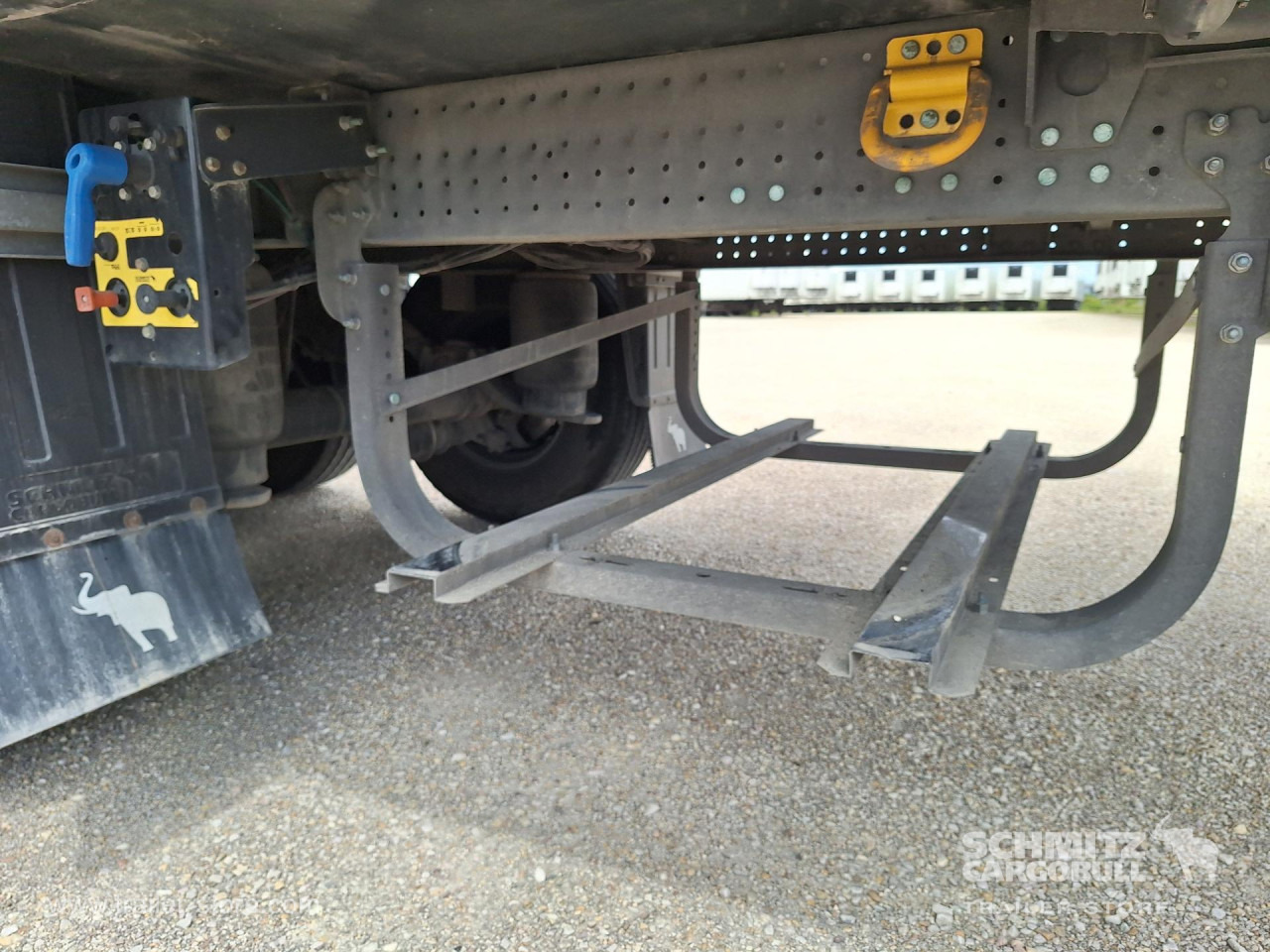 SCHMITZ Reefer Standard - סמיטריילר איזותרמי: תמונה 4 SCHMITZ Reefer Standard - סמיטריילר איזותרמי: תמונה 4