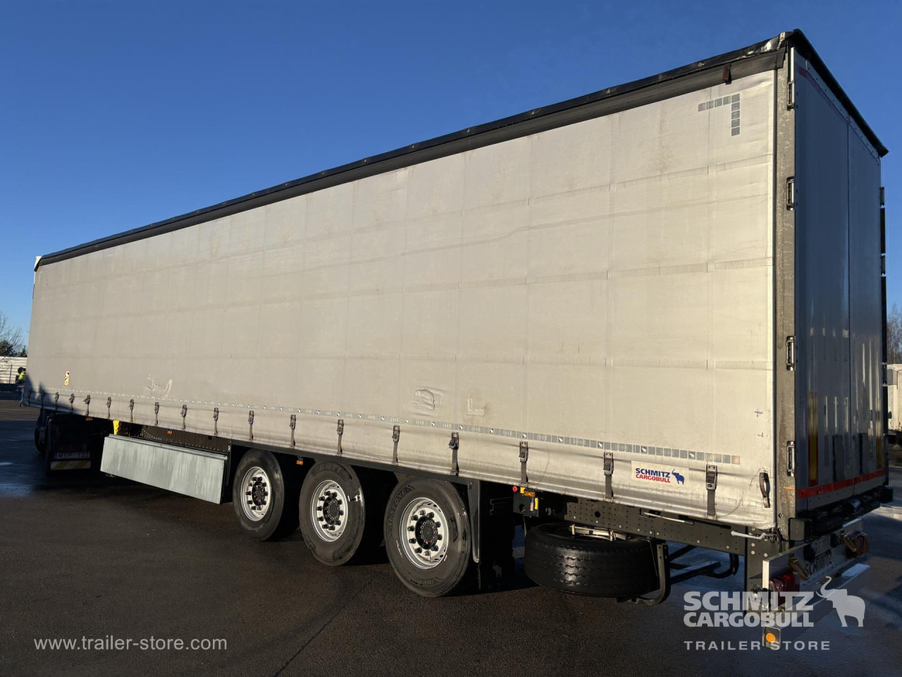 SCHMITZ Curtainsider Standard - סמיטריילר עם וילונות צד: תמונה 4 SCHMITZ Curtainsider Standard - סמיטריילר עם וילונות צד: תמונה 4