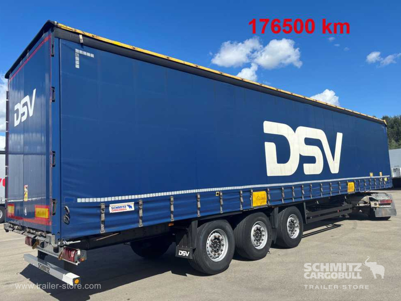 SCHMITZ Curtainsider Standard - סמיטריילר עם וילונות צד: תמונה 1 SCHMITZ Curtainsider Standard - סמיטריילר עם וילונות צד: תמונה 1