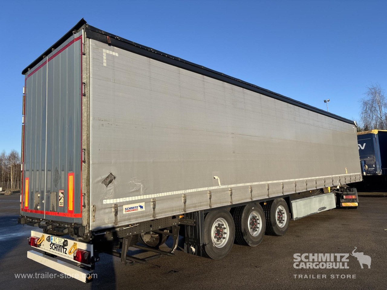 SCHMITZ Curtainsider Standard - סמיטריילר עם וילונות צד: תמונה 1 SCHMITZ Curtainsider Standard - סמיטריילר עם וילונות צד: תמונה 1
