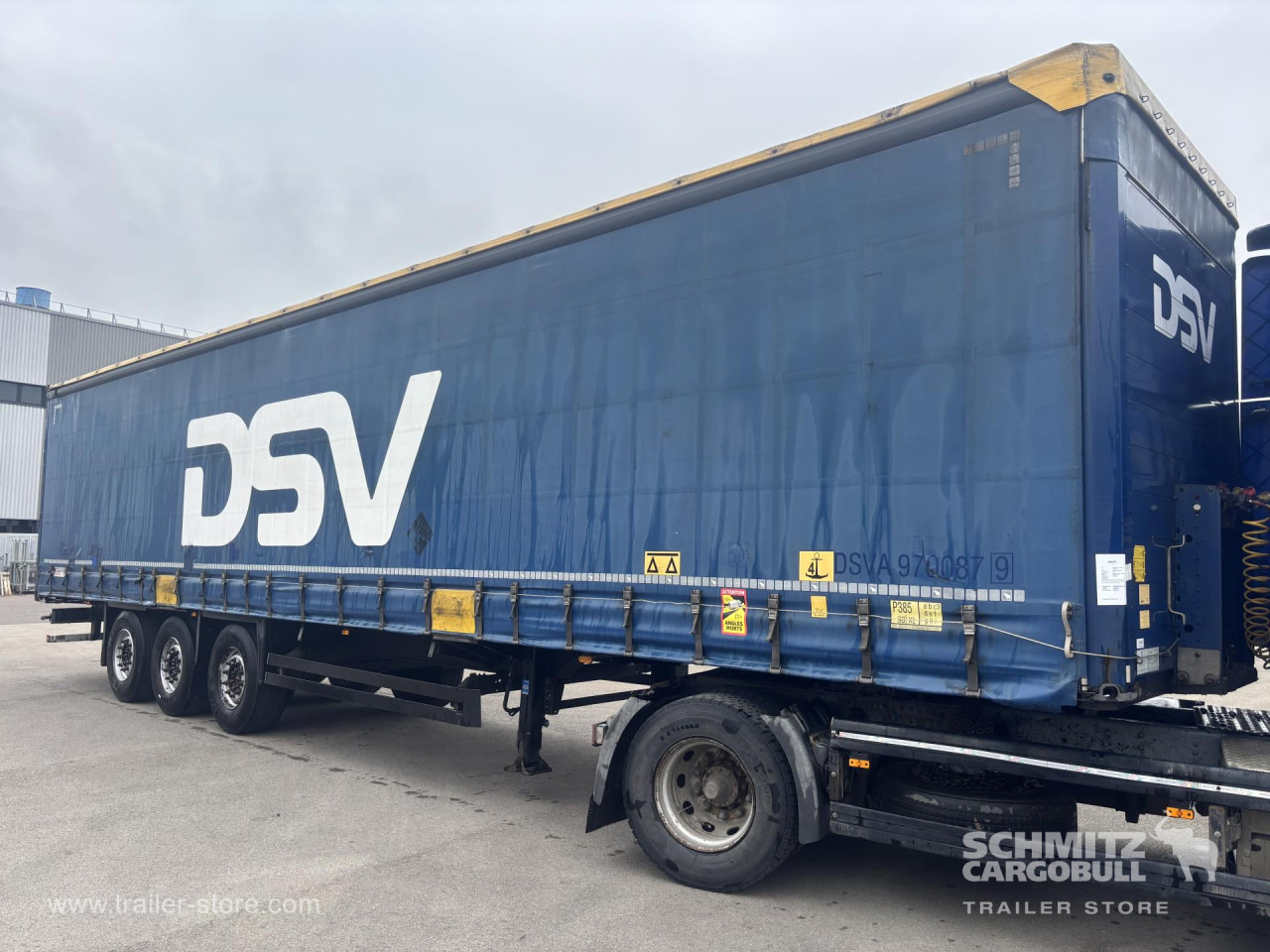 SCHMITZ Curtainsider Standard - סמיטריילר עם וילונות צד: תמונה 5 SCHMITZ Curtainsider Standard - סמיטריילר עם וילונות צד: תמונה 5