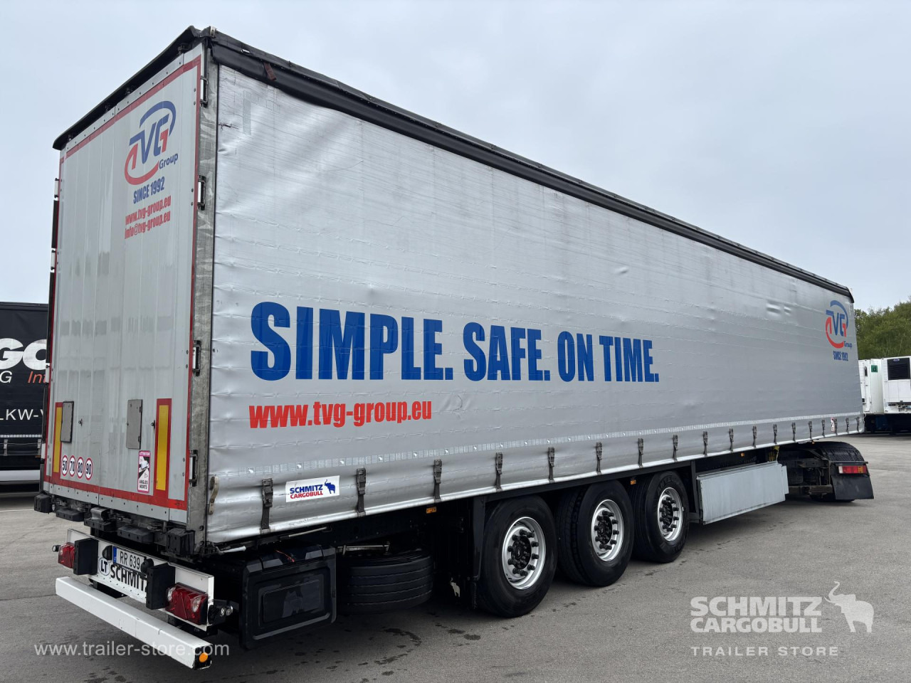 SCHMITZ Curtainsider Standard - סמיטריילר עם וילונות צד: תמונה 1 SCHMITZ Curtainsider Standard - סמיטריילר עם וילונות צד: תמונה 1