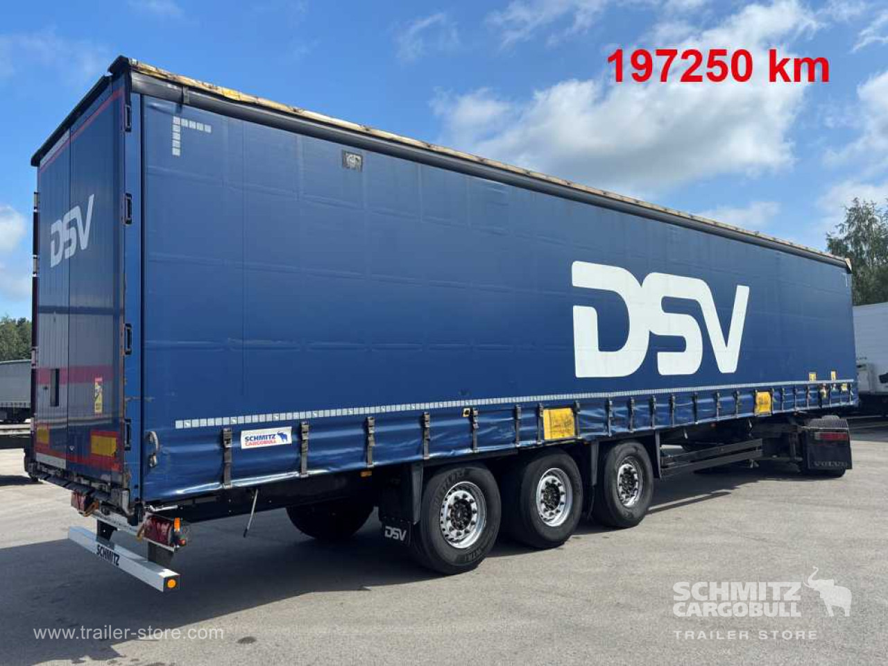 SCHMITZ Curtainsider Standard - סמיטריילר עם וילונות צד: תמונה 1 SCHMITZ Curtainsider Standard - סמיטריילר עם וילונות צד: תמונה 1