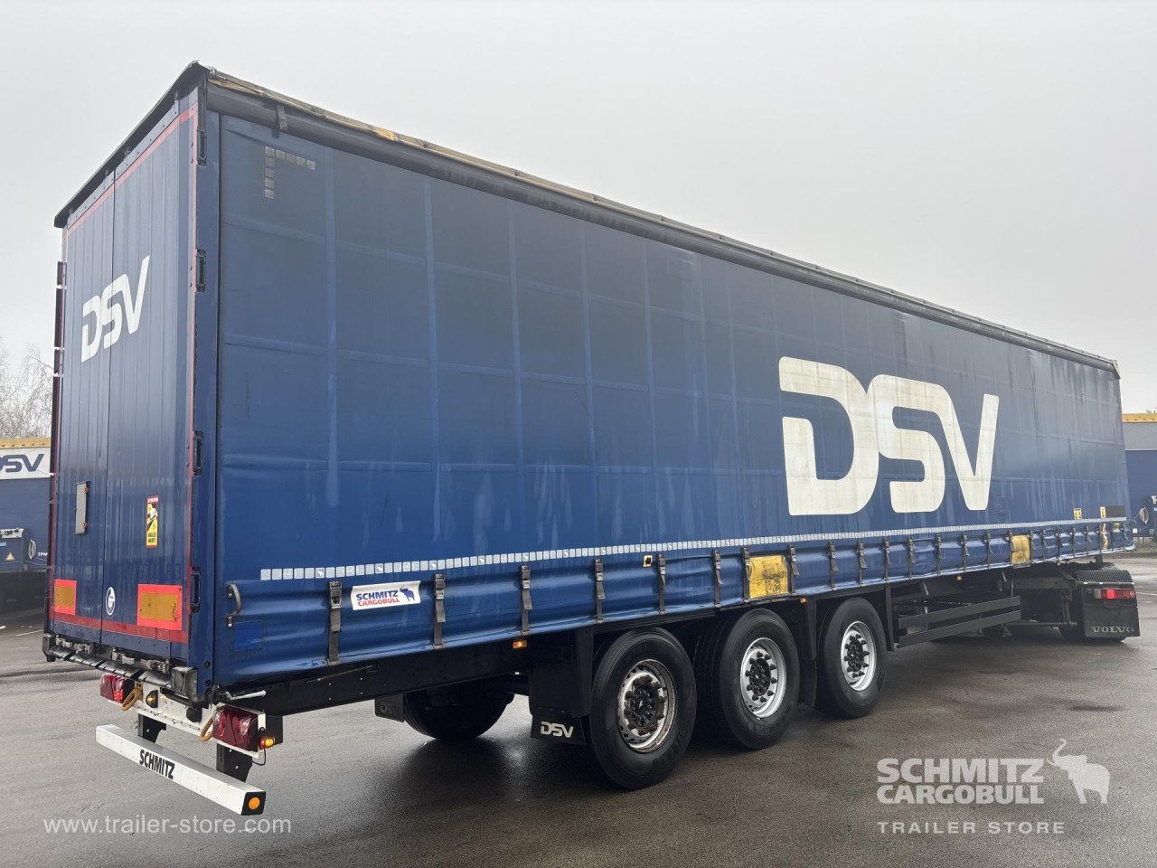 SCHMITZ Curtainsider Standard - סמיטריילר עם וילונות צד: תמונה 1 SCHMITZ Curtainsider Standard - סמיטריילר עם וילונות צד: תמונה 1