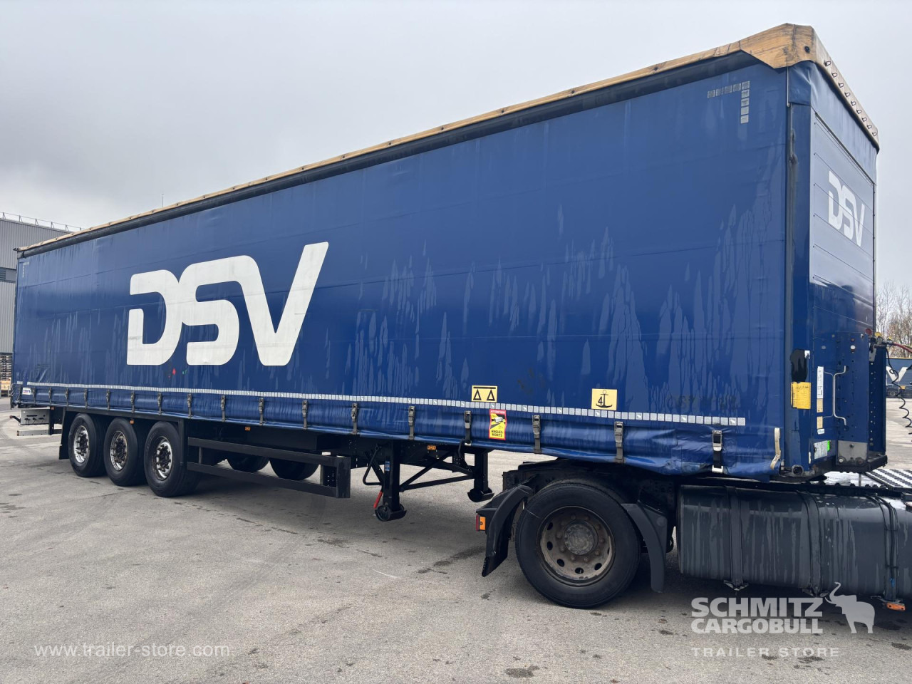 SCHMITZ Curtainsider Standard - סמיטריילר עם וילונות צד: תמונה 5 SCHMITZ Curtainsider Standard - סמיטריילר עם וילונות צד: תמונה 5