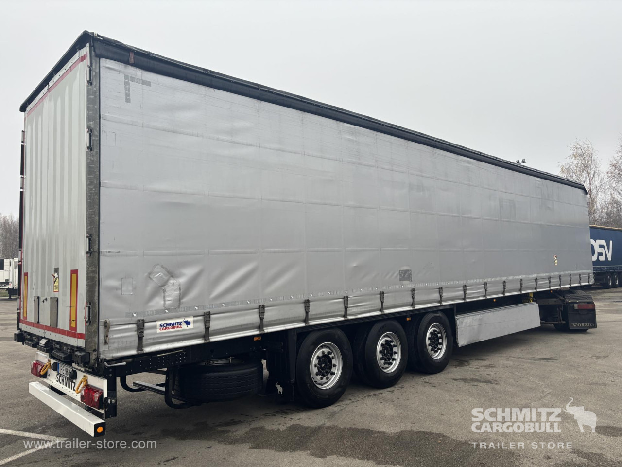 SCHMITZ Curtainsider Standard - סמיטריילר עם וילונות צד: תמונה 1 SCHMITZ Curtainsider Standard - סמיטריילר עם וילונות צד: תמונה 1