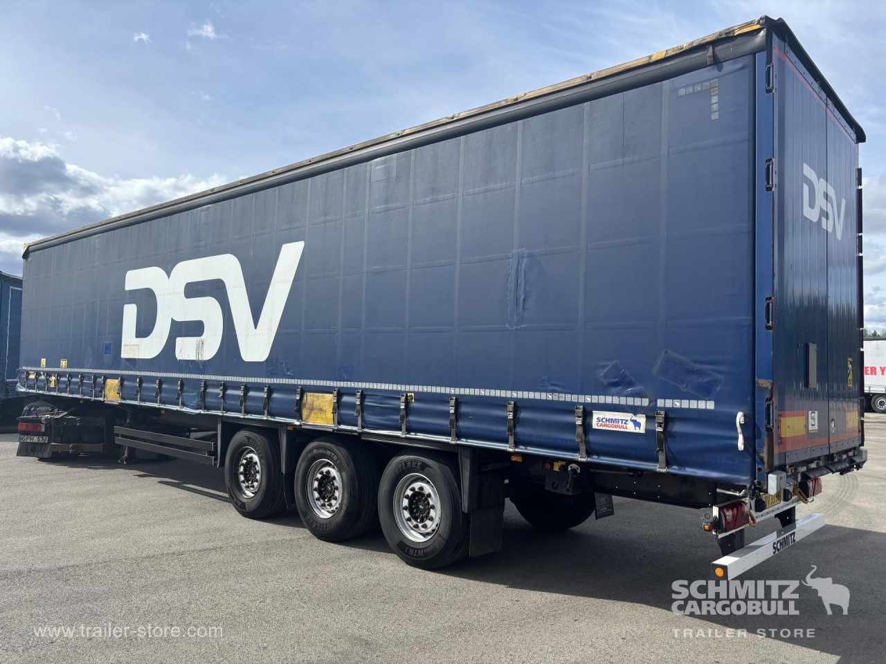 SCHMITZ Curtainsider Standard - סמיטריילר עם וילונות צד: תמונה 4 SCHMITZ Curtainsider Standard - סמיטריילר עם וילונות צד: תמונה 4