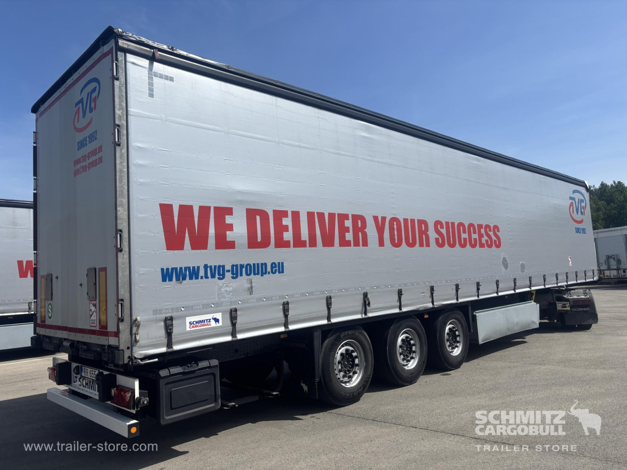SCHMITZ Curtainsider Standard - סמיטריילר עם וילונות צד: תמונה 1 SCHMITZ Curtainsider Standard - סמיטריילר עם וילונות צד: תמונה 1
