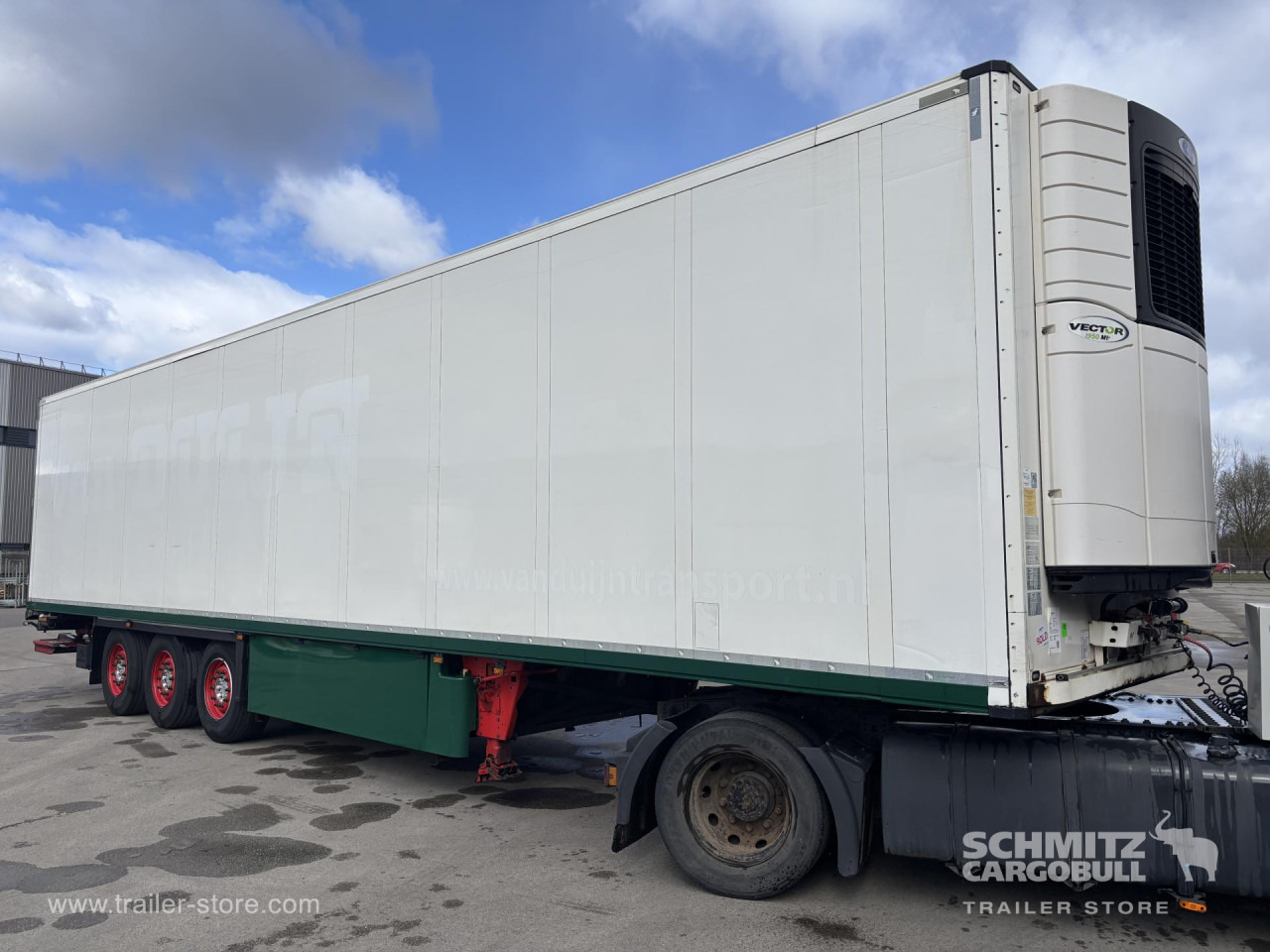 SCHMITZ Reefer Standard - סמיטריילר איזותרמי: תמונה 1 SCHMITZ Reefer Standard - סמיטריילר איזותרמי: תמונה 1