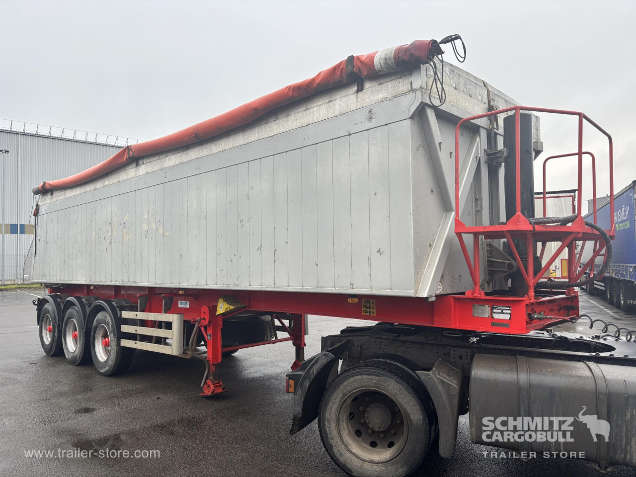 Tipper Alu-square sided body 40m³ - סמיטריילר עם מזהיר: תמונה 1 Tipper Alu-square sided body 40m³ - סמיטריילר עם מזהיר: תמונה 1