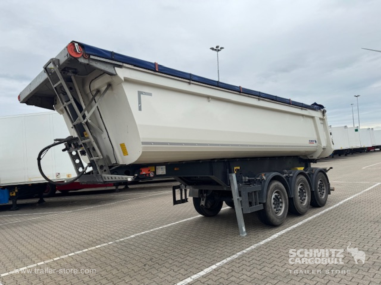 SCHMITZ Oplegger Kipper Standard 25m³ - סמיטריילר עם מזהיר: תמונה 2 SCHMITZ Oplegger Kipper Standard 25m³ - סמיטריילר עם מזהיר: תמונה 2