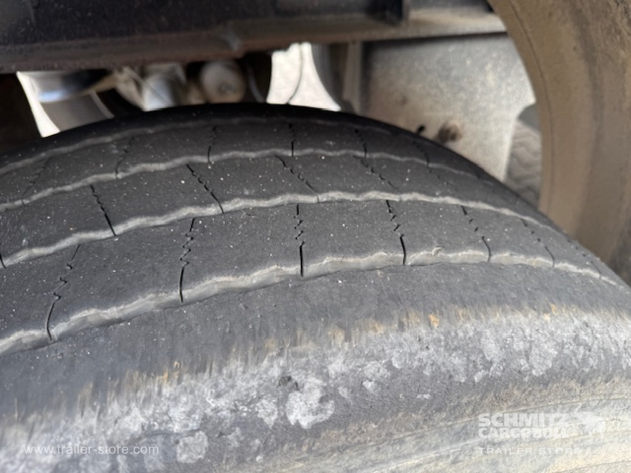 SCHMITZ Oplegger Kipper Standard 27m³ - סמיטריילר עם מזהיר: תמונה 5 SCHMITZ Oplegger Kipper Standard 27m³ - סמיטריילר עם מזהיר: תמונה 5