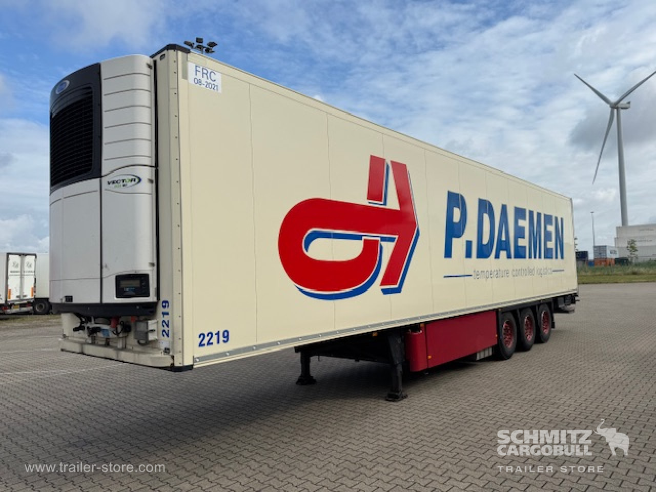 SCHMITZ Oplegger Vries Standard Taillift - סמיטריילר איזותרמי: תמונה 1 SCHMITZ Oplegger Vries Standard Taillift - סמיטריילר איזותרמי: תמונה 1