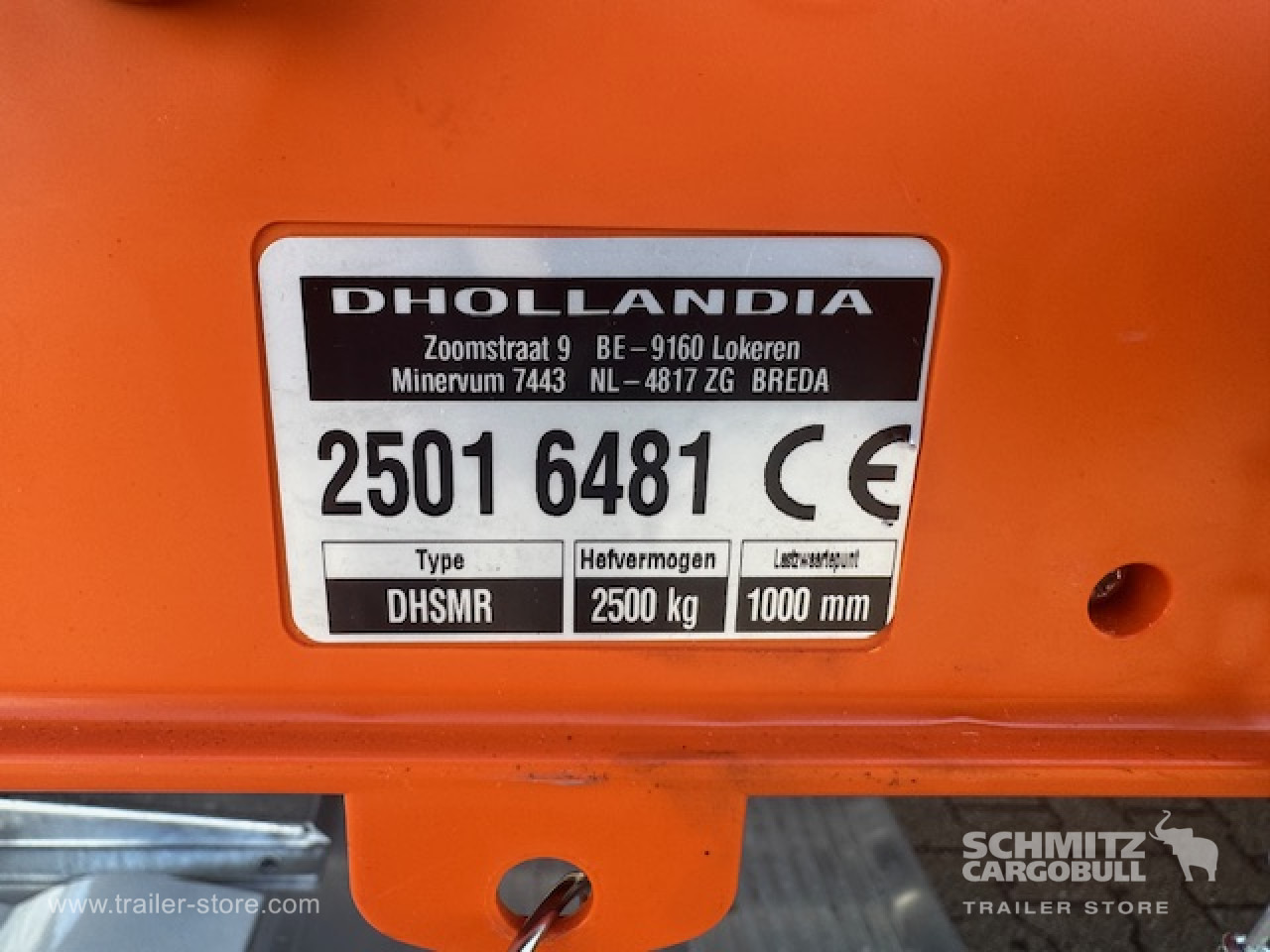 SCHMITZ Oplegger Vries Standard Taillift - סמיטריילר איזותרמי: תמונה 4 SCHMITZ Oplegger Vries Standard Taillift - סמיטריילר איזותרמי: תמונה 4