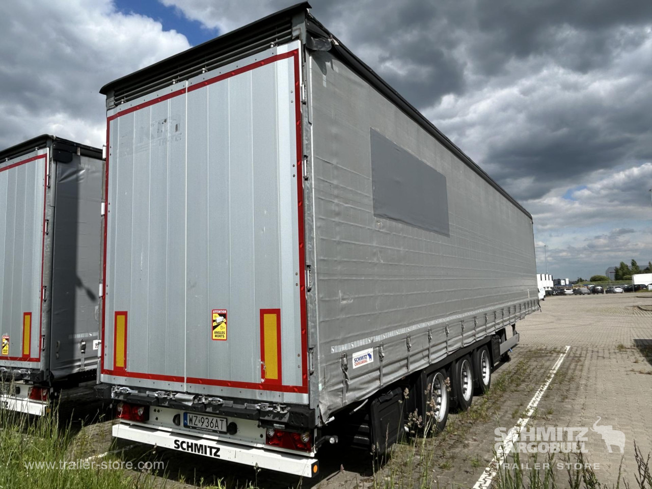 SCHMITZ Curtainsider Mega - סמיטריילר עם וילונות צד: תמונה 2 SCHMITZ Curtainsider Mega - סמיטריילר עם וילונות צד: תמונה 2