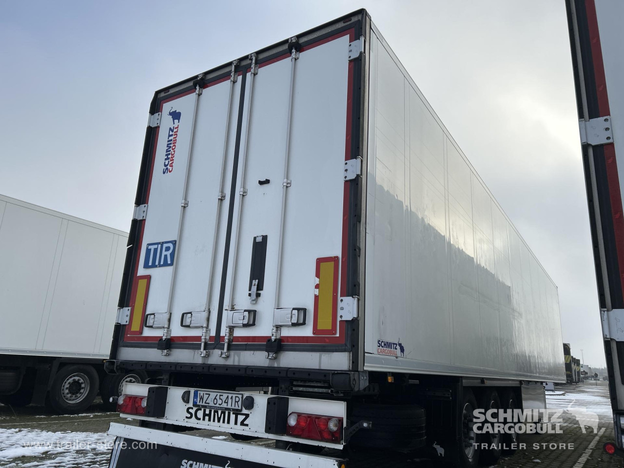 SCHMITZ Reefer Standard Double deck - סמיטריילר איזותרמי: תמונה 2 SCHMITZ Reefer Standard Double deck - סמיטריילר איזותרמי: תמונה 2