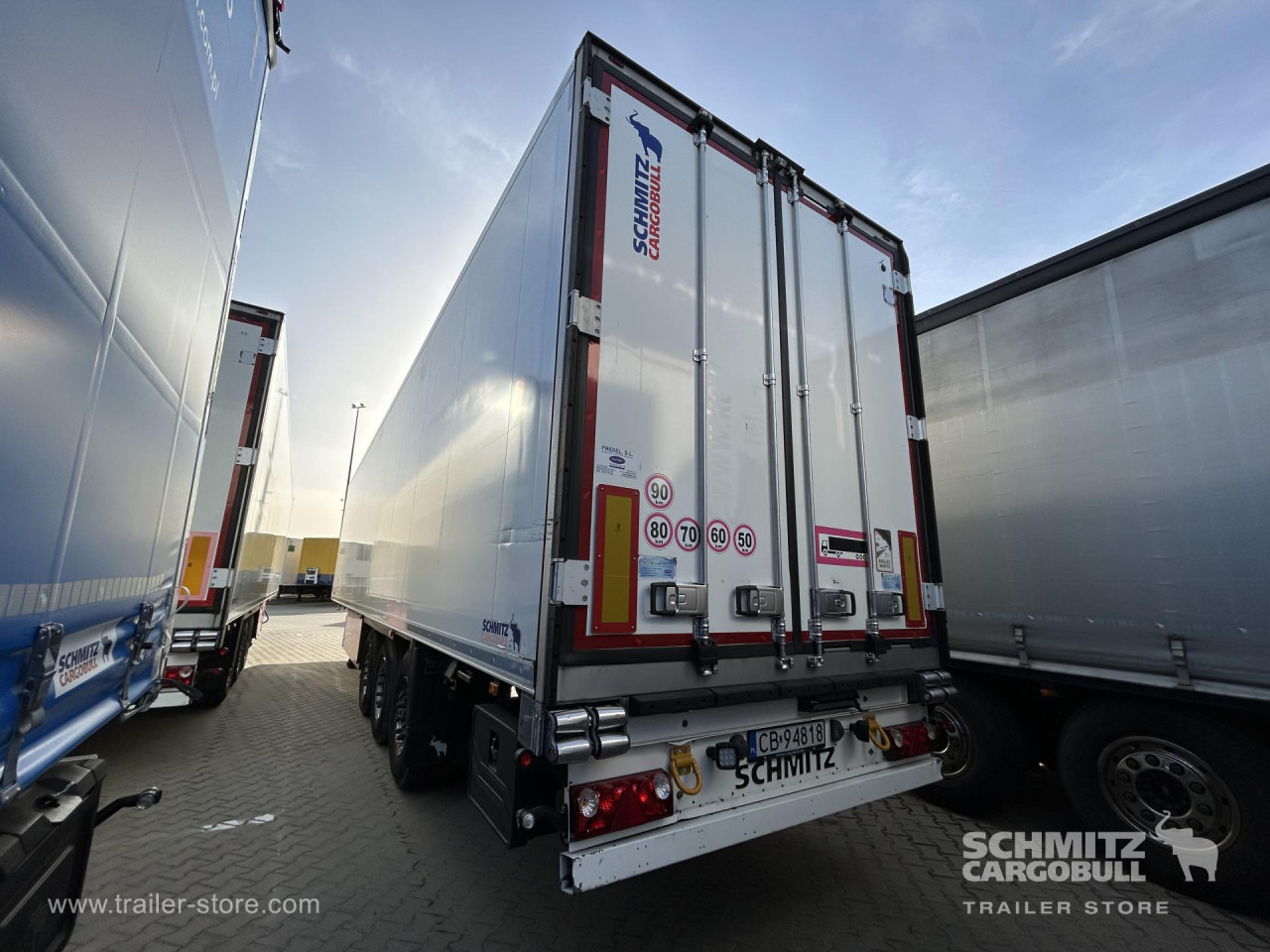 SCHMITZ Reefer Standard - סמיטריילר איזותרמי: תמונה 4 SCHMITZ Reefer Standard - סמיטריילר איזותרמי: תמונה 4