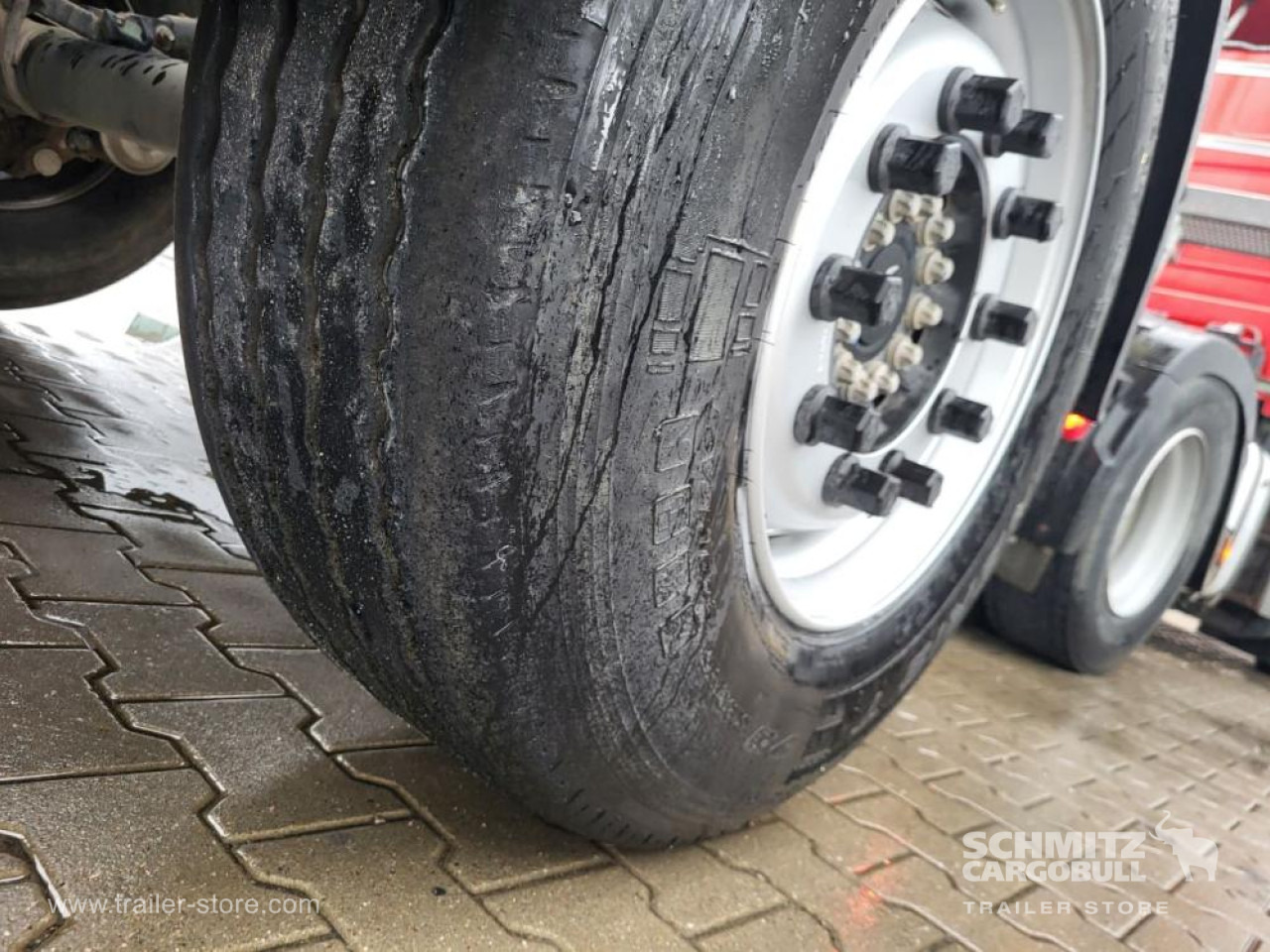 SCHMITZ Tipper steel-square sided body 28m³ - סמיטריילר עם מזהיר: תמונה 4 SCHMITZ Tipper steel-square sided body 28m³ - סמיטריילר עם מזהיר: תמונה 4