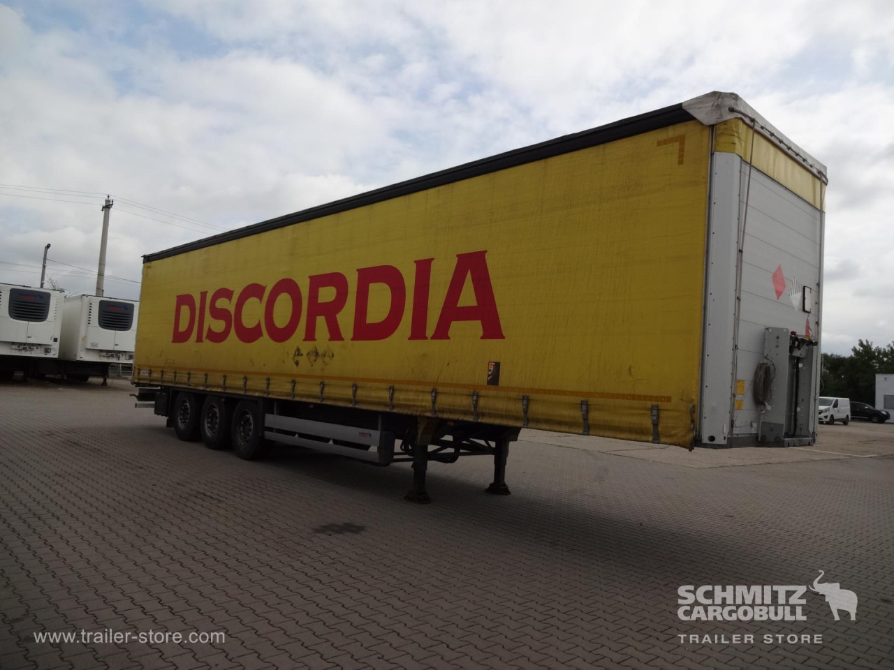 SCHMITZ Curtainsider Standard - סמיטריילר עם וילונות צד: תמונה 4 SCHMITZ Curtainsider Standard - סמיטריילר עם וילונות צד: תמונה 4