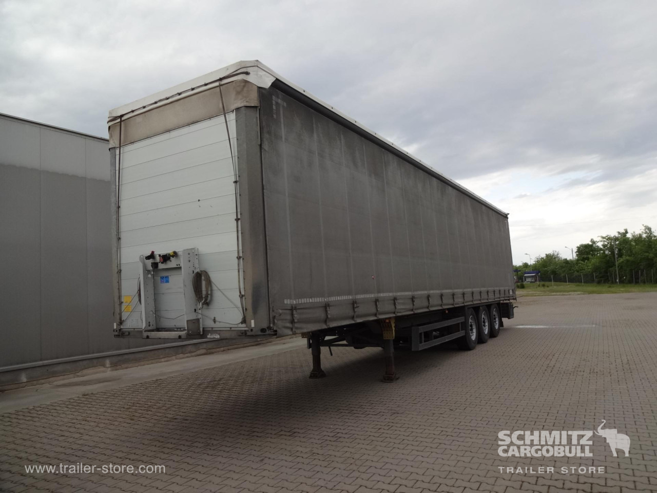 SCHMITZ Curtainsider Standard - סמיטריילר עם וילונות צד: תמונה 5 SCHMITZ Curtainsider Standard - סמיטריילר עם וילונות צד: תמונה 5