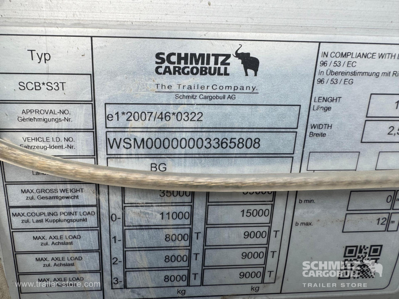 SCHMITZ Curtainsider Standard - סמיטריילר עם וילונות צד: תמונה 2 SCHMITZ Curtainsider Standard - סמיטריילר עם וילונות צד: תמונה 2
