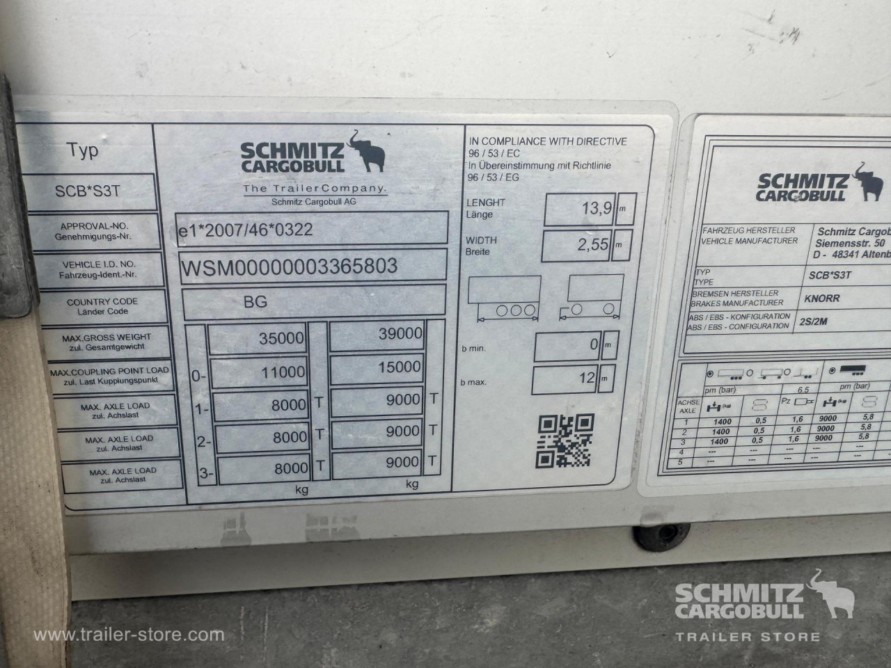 SCHMITZ Curtainsider Standard - סמיטריילר עם וילונות צד: תמונה 2 SCHMITZ Curtainsider Standard - סמיטריילר עם וילונות צד: תמונה 2