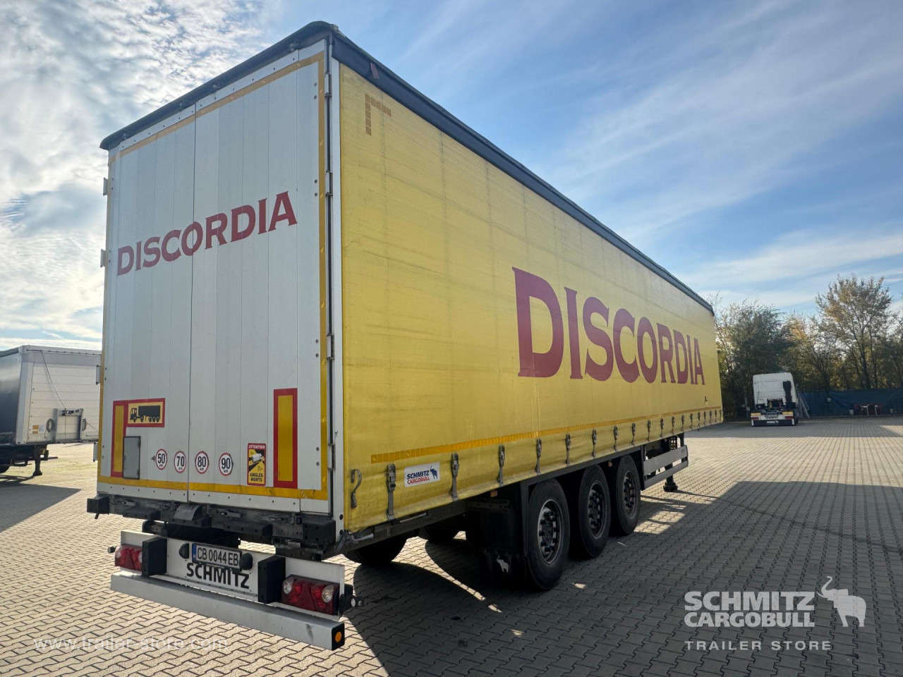 SCHMITZ Curtainsider Standard - סמיטריילר עם וילונות צד: תמונה 5 SCHMITZ Curtainsider Standard - סמיטריילר עם וילונות צד: תמונה 5
