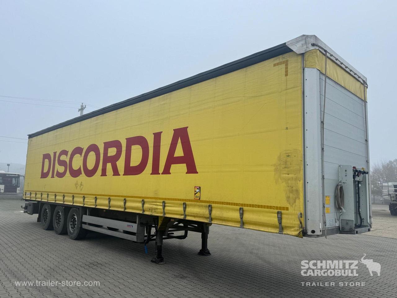 SCHMITZ Curtainsider Standard - סמיטריילר עם וילונות צד: תמונה 1 SCHMITZ Curtainsider Standard - סמיטריילר עם וילונות צד: תמונה 1