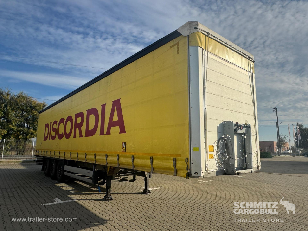 SCHMITZ Curtainsider Standard - סמיטריילר עם וילונות צד: תמונה 4 SCHMITZ Curtainsider Standard - סמיטריילר עם וילונות צד: תמונה 4
