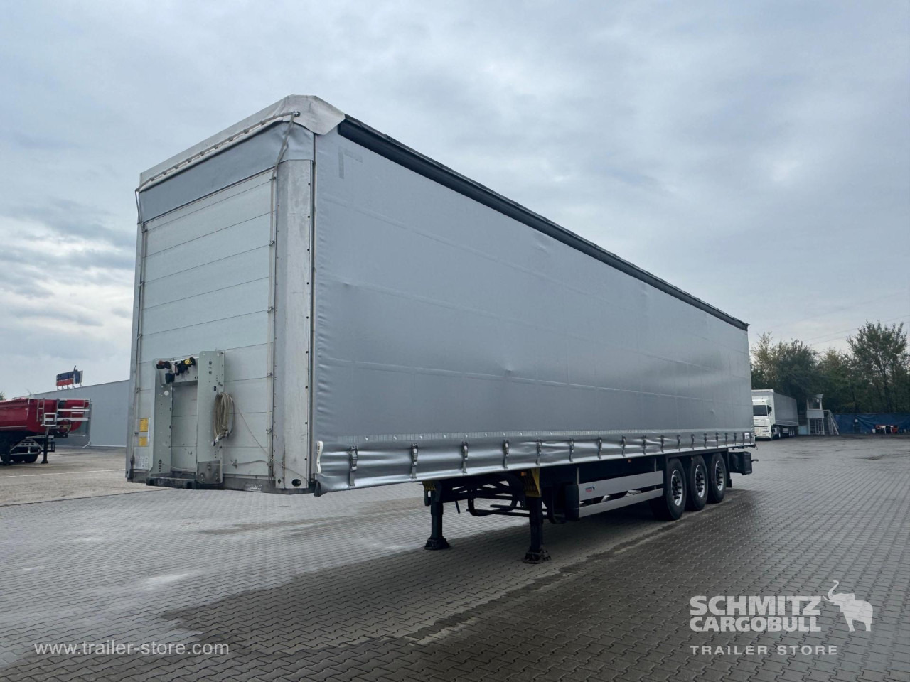 SCHMITZ Curtainsider Standard - סמיטריילר עם וילונות צד: תמונה 4 SCHMITZ Curtainsider Standard - סמיטריילר עם וילונות צד: תמונה 4