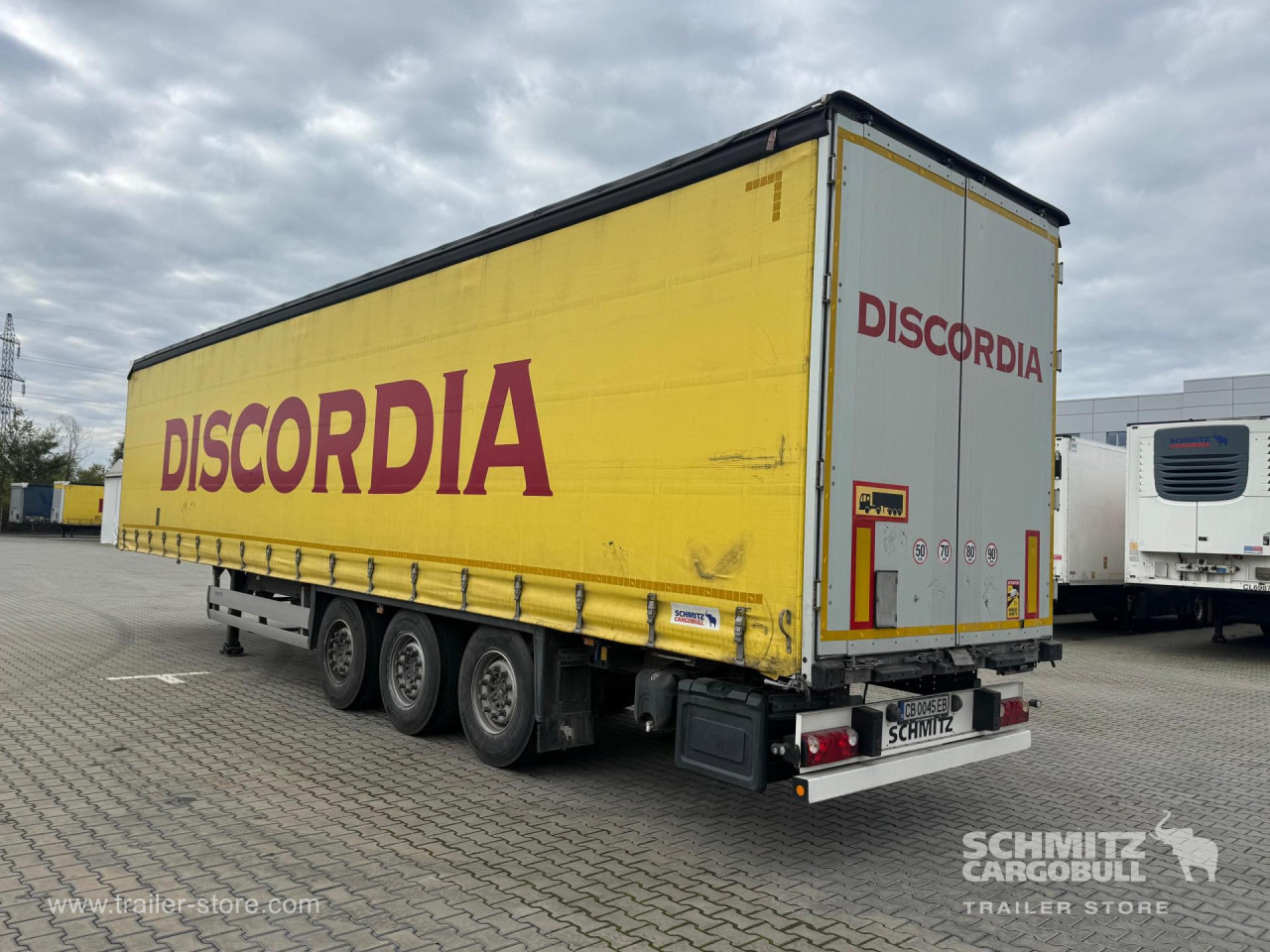 SCHMITZ Curtainsider Standard - סמיטריילר עם וילונות צד: תמונה 5 SCHMITZ Curtainsider Standard - סמיטריילר עם וילונות צד: תמונה 5