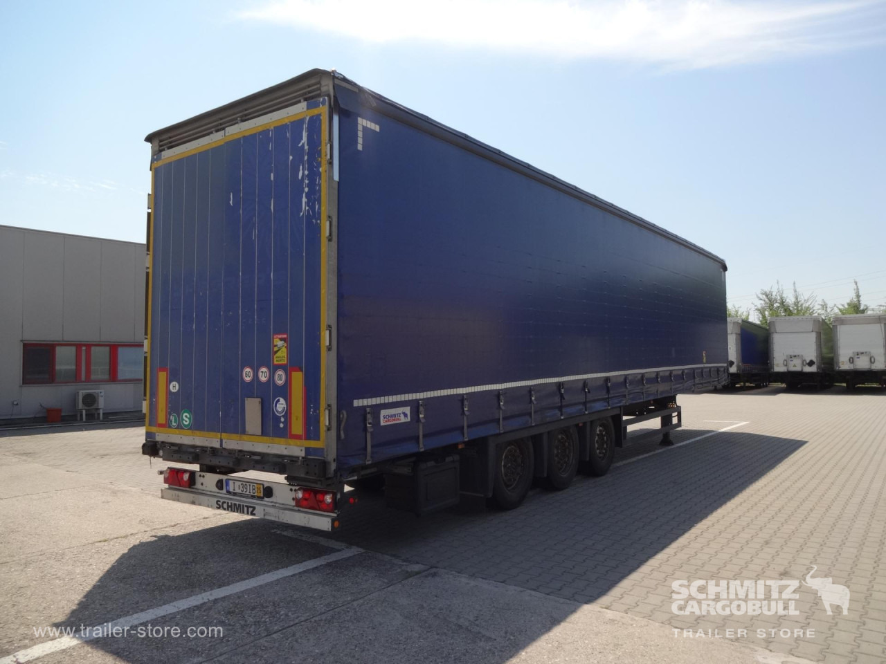 SCHMITZ Curtainsider Varios - סמיטריילר עם וילונות צד: תמונה 1 SCHMITZ Curtainsider Varios - סמיטריילר עם וילונות צד: תמונה 1