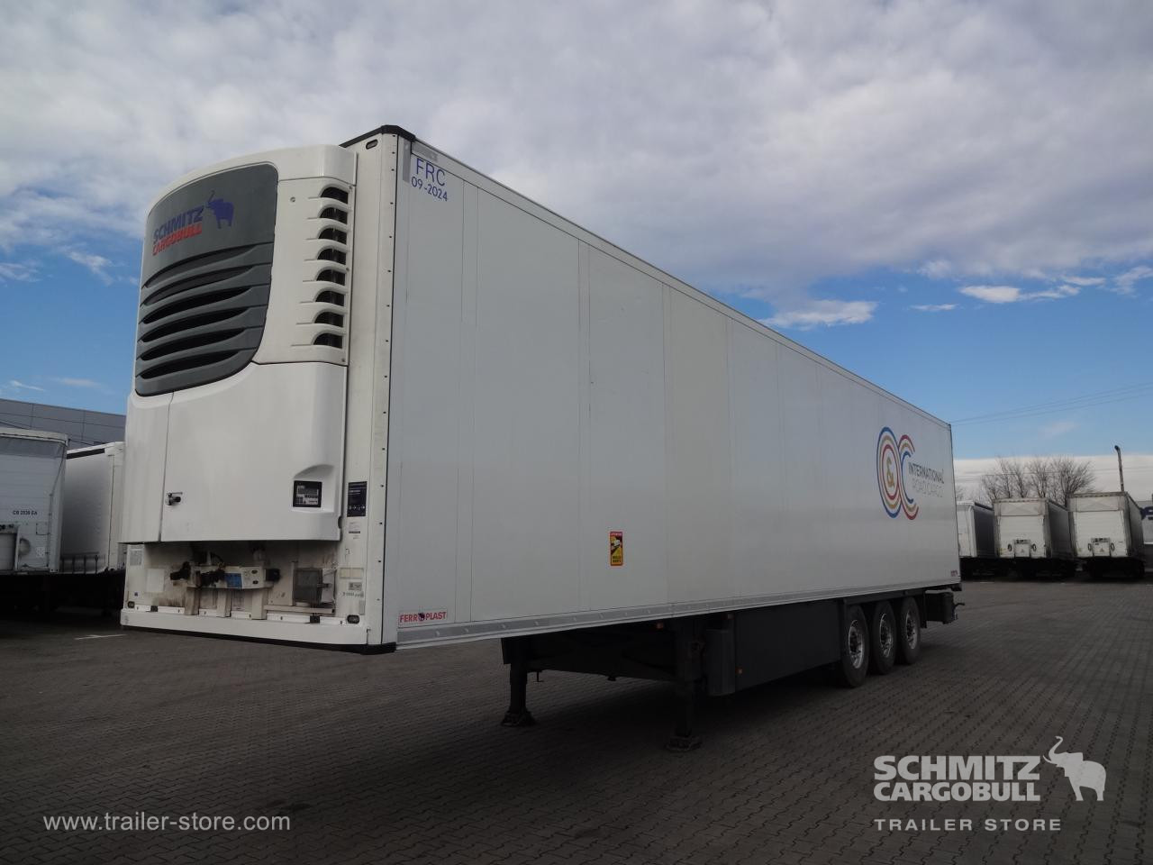 SCHMITZ Reefer Standard Double deck - סמיטריילר איזותרמי: תמונה 1 SCHMITZ Reefer Standard Double deck - סמיטריילר איזותרמי: תמונה 1