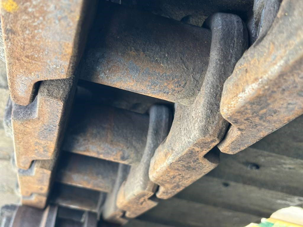 מחפר סורק Komatsu PC 228 Uslc-3E0: תמונה 15