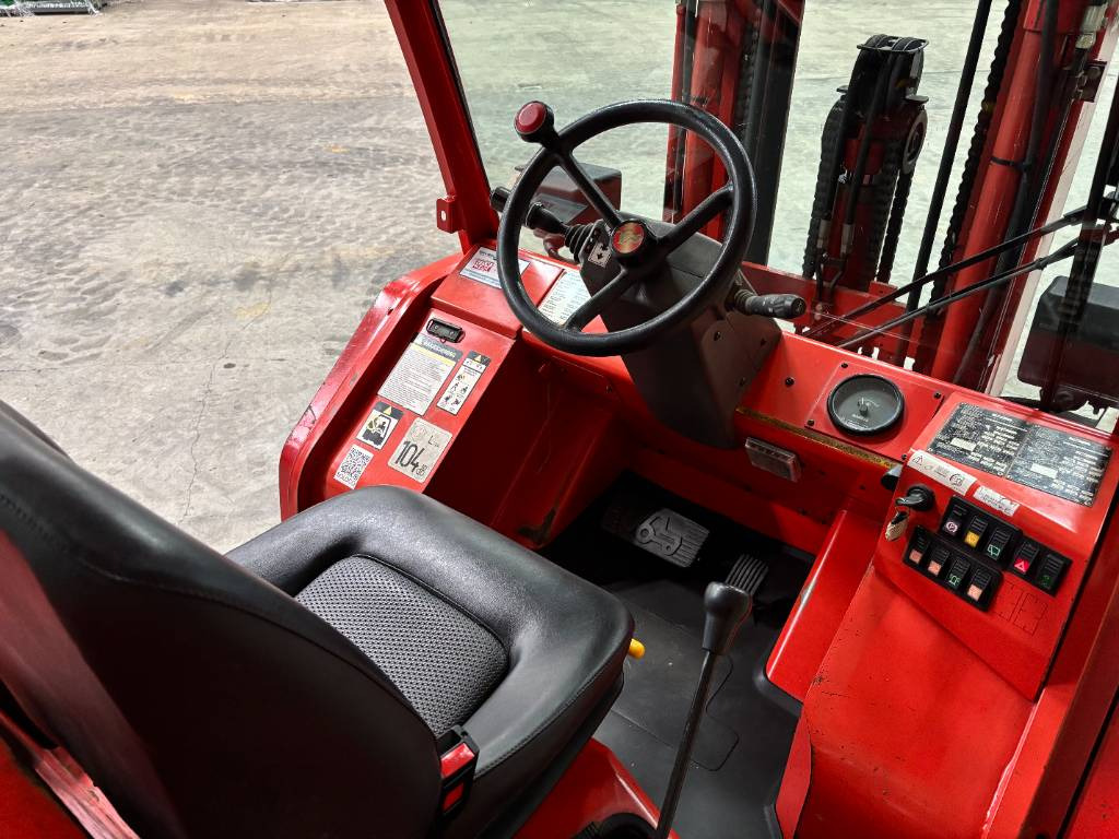 Manitou MH 25.4 T - מלגזת שטח קשה: תמונה 5 Manitou MH 25.4 T - מלגזת שטח קשה: תמונה 5