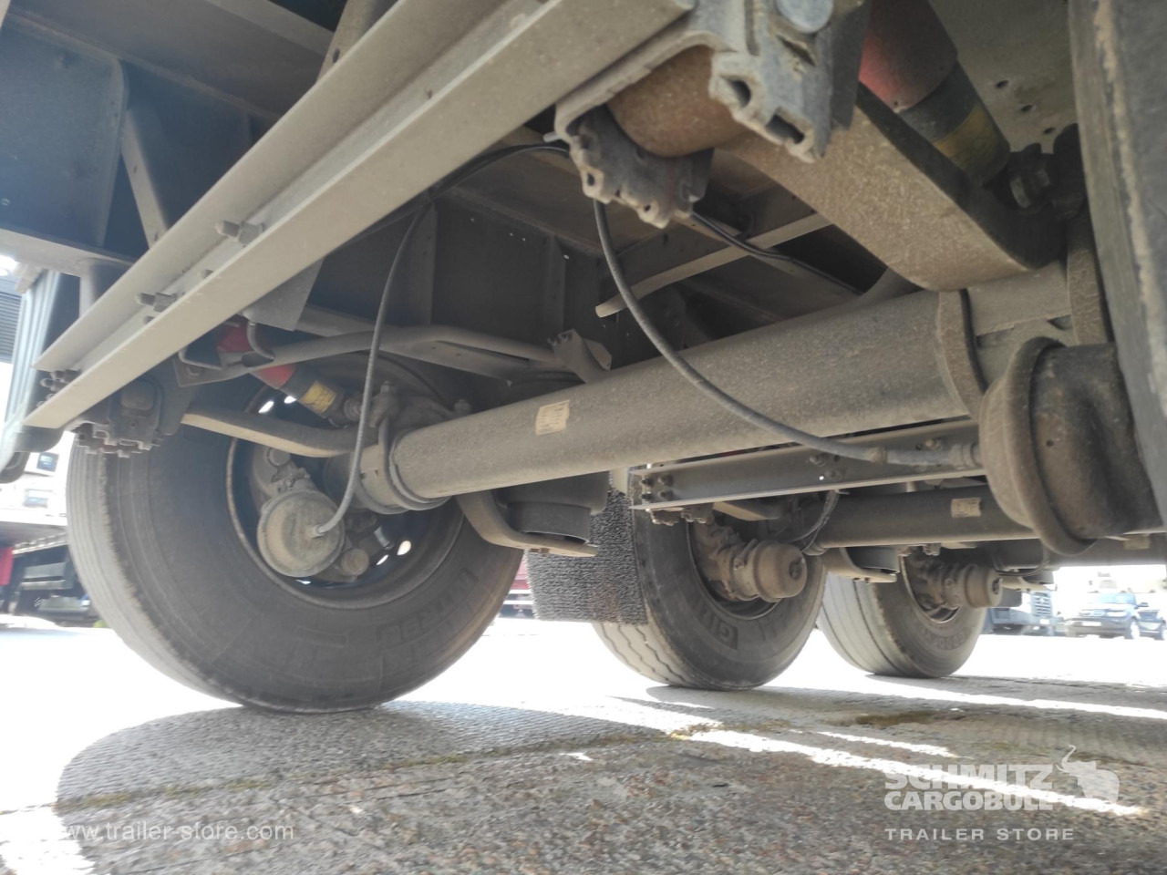 SCHMITZ Напівпричіп Стандартний - סמיטריילר עם וילונות צד: תמונה 3 SCHMITZ Напівпричіп Стандартний - סמיטריילר עם וילונות צד: תמונה 3