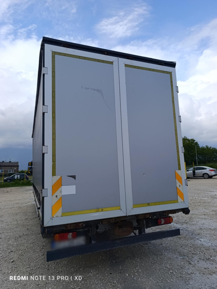 DAF LF 250 / Curtainsider 18 EPAL / sleeping cab - משאית וילונות צד: תמונה 3 DAF LF 250 / Curtainsider 18 EPAL / sleeping cab - משאית וילונות צד: תמונה 3