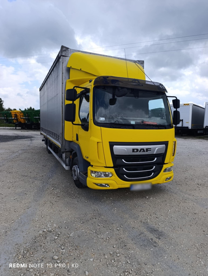 DAF LF 260 / Curtainsider 18 EPAL / sleeper cab - משאית וילונות צד: תמונה 2 DAF LF 260 / Curtainsider 18 EPAL / sleeper cab - משאית וילונות צד: תמונה 2