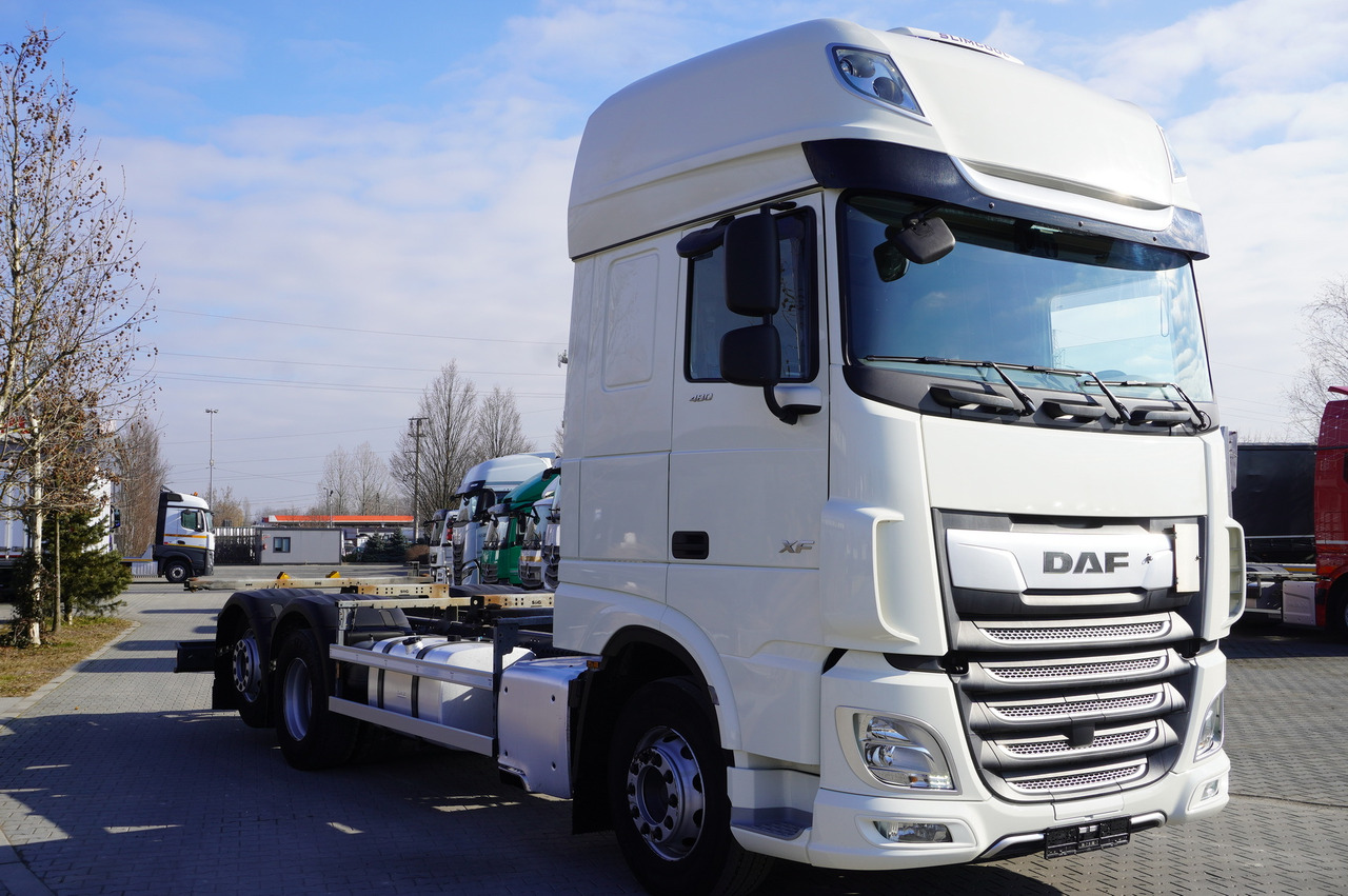 DAF XF 480 SSC / 6x2 / BDF / standard / 380 tho.km - משאית עם שלדת תא: תמונה 3 DAF XF 480 SSC / 6x2 / BDF / standard / 380 tho.km - משאית עם שלדת תא: תמונה 3