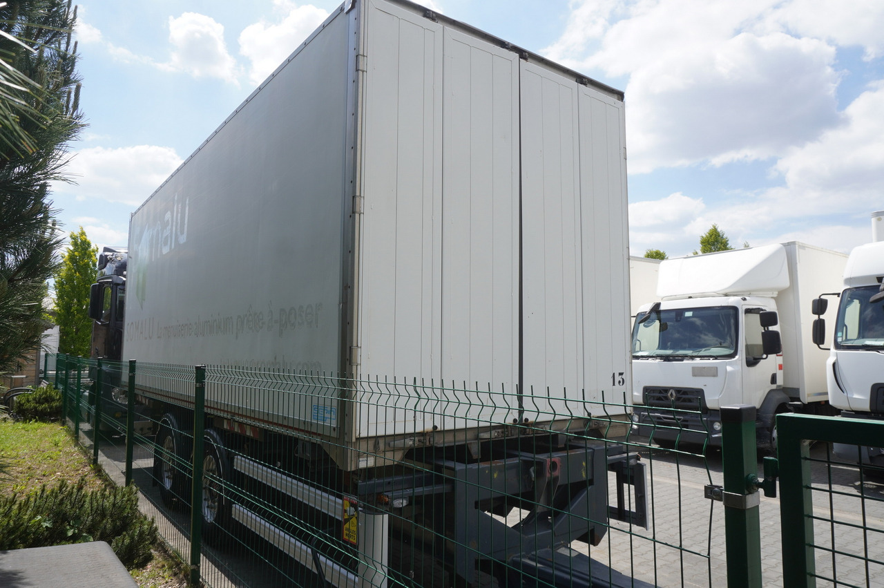 Fruehauf passthrough box trailer 18 EPAL / 2021 / SAF axles - קרון נגרר בתיבה סגורה: תמונה 4 Fruehauf passthrough box trailer 18 EPAL / 2021 / SAF axles - קרון נגרר בתיבה סגורה: תמונה 4