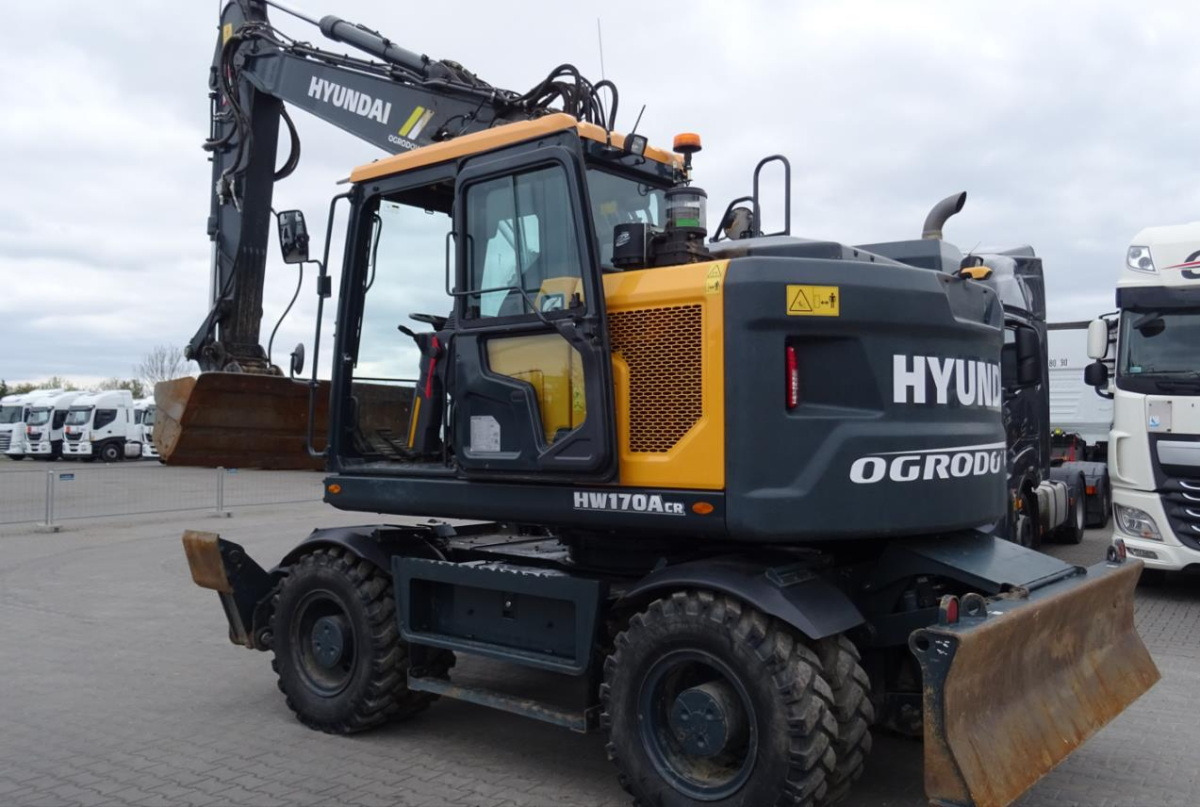 HYUNDAI HW170 ACR wheel excavator / 2000 MTH / 2022 / A/C - מחפר גלגלים: תמונה 5 HYUNDAI HW170 ACR wheel excavator / 2000 MTH / 2022 / A/C - מחפר גלגלים: תמונה 5