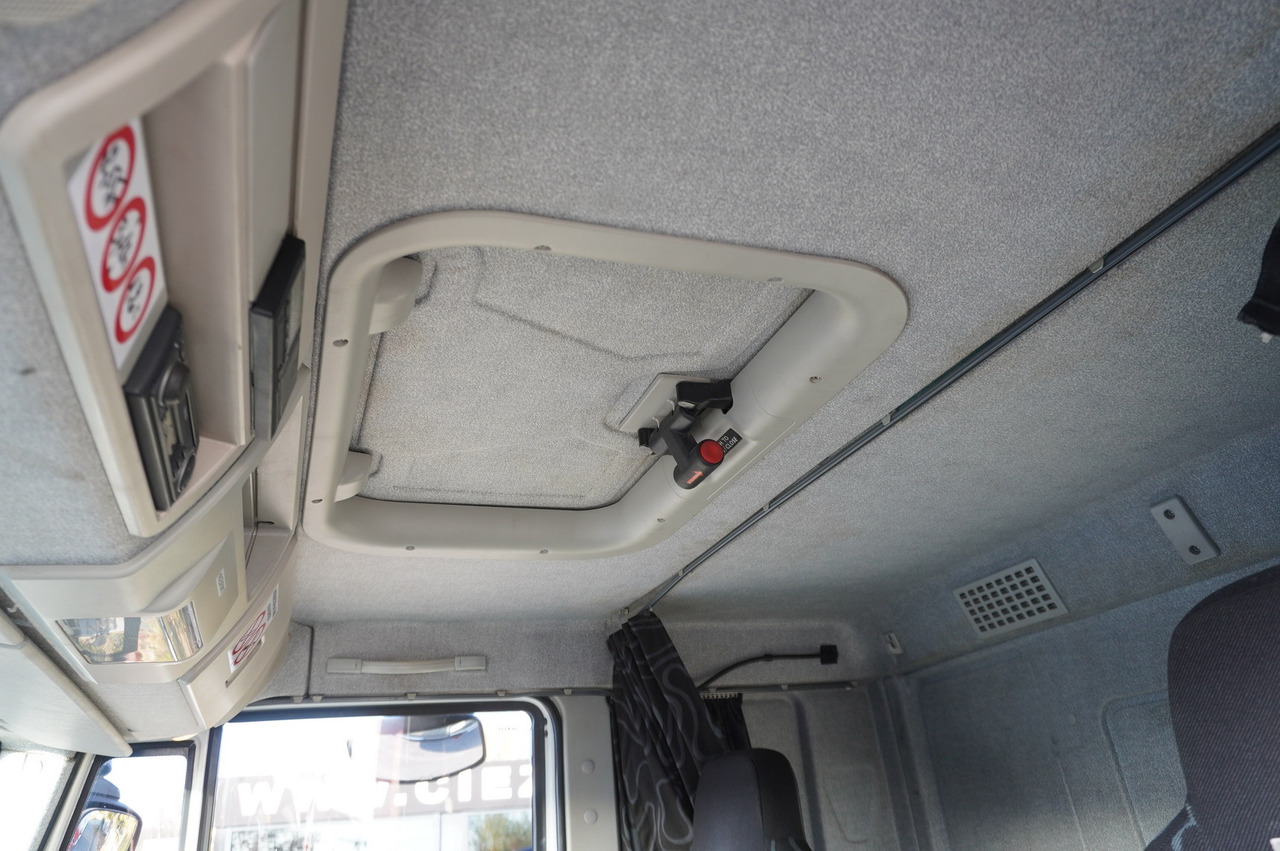 משאית צד נופל/ שטוחה, משאית מנוף IVECO Eurocargo 120E18 Crane Palfinger / 3-way tipper / sleeper cab: תמונה 15
