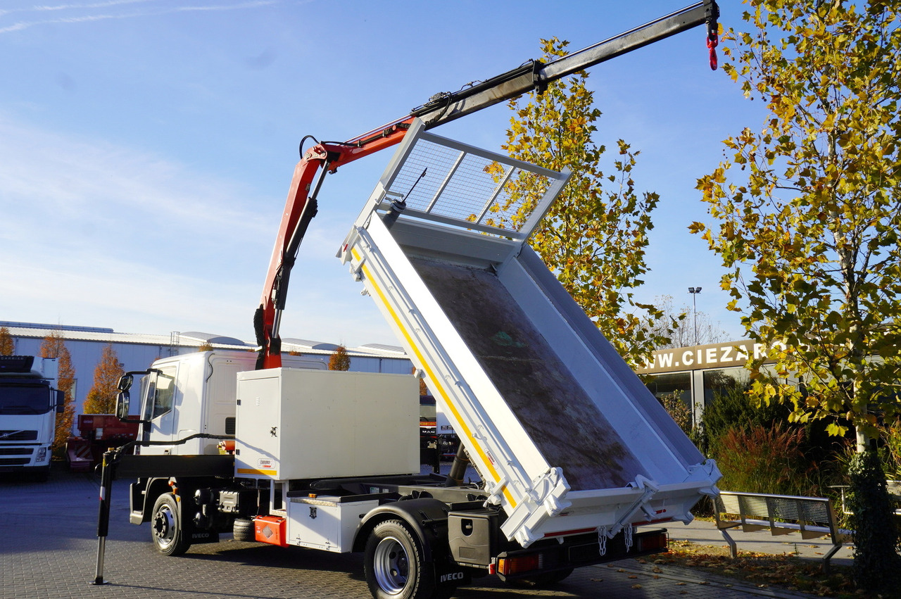 IVECO Eurocargo 120E18 Crane Palfinger / 3-way tipper / sleeper cab - משאית מנוף: תמונה 4 IVECO Eurocargo 120E18 Crane Palfinger / 3-way tipper / sleeper cab - משאית מנוף: תמונה 4