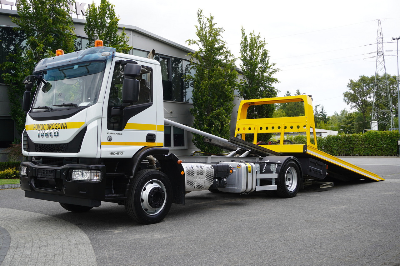 IVECO Eurocargo 160-210 / 75,000 km! / OMARS lowered tow truck platform / Fork - משאית הובלה אוטומטית: תמונה 4 IVECO Eurocargo 160-210 / 75,000 km! / OMARS lowered tow truck platform / Fork - משאית הובלה אוטומטית: תמונה 4