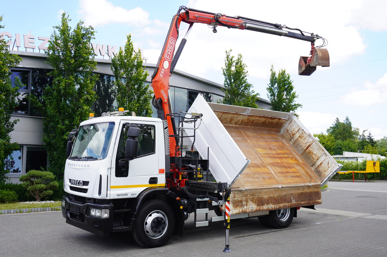 משאית צד נופל/ שטוחה, משאית מנוף IVECO Eurocargo 160E22 EEV Dump truck / Bortmatic / Crane FASSI F95A.0.22: תמונה 14