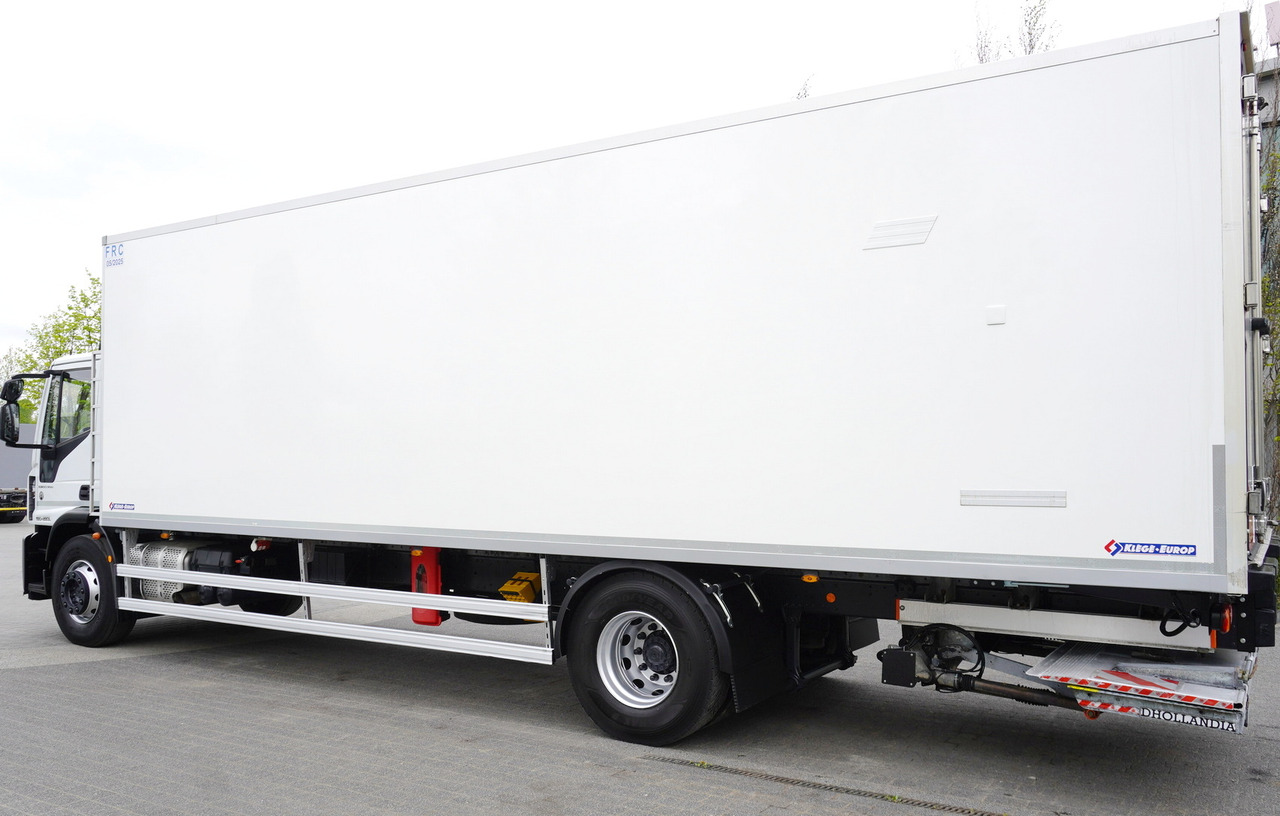 IVECO Eurocargo 190-280L E6 4x2 / Refrigerator / Dhollandia DHSM.20 tail lift / 21 pallets - משאית קירור: תמונה 3 IVECO Eurocargo 190-280L E6 4x2 / Refrigerator / Dhollandia DHSM.20 tail lift / 21 pallets - משאית קירור: תמונה 3