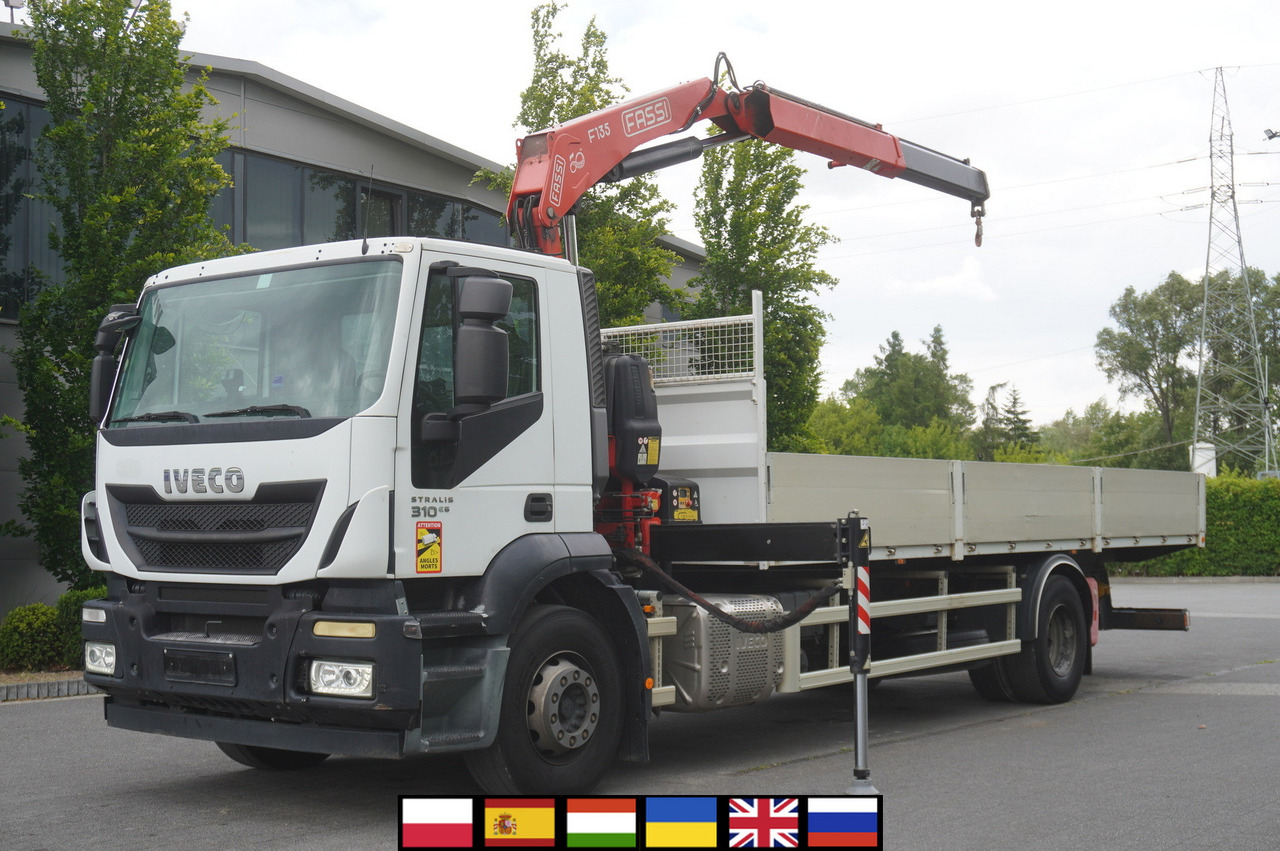 IVECO STRALIS 19.310 E6 / Flatbed 19 EPAL / FASSI F135 / 225 MTH! / 5.7 T - משאית צד נופל/ שטוחה, משאית מנוף: תמונה 1 IVECO STRALIS 19.310 E6 / Flatbed 19 EPAL / FASSI F135 / 225 MTH! / 5.7 T - משאית צד נופל/ שטוחה, משאית מנוף: תמונה 1