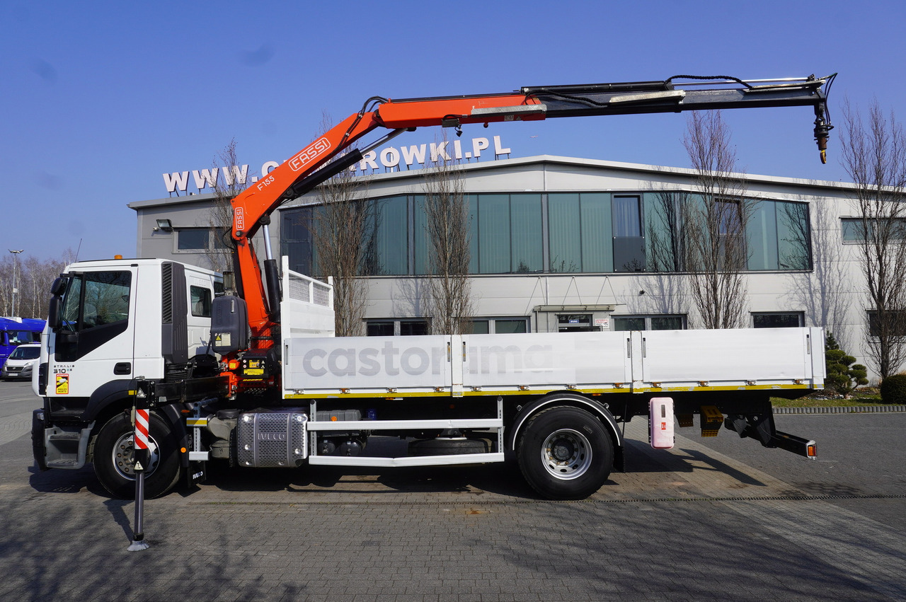 IVECO STRALIS 310 E6 / HDS FASSI 155 6.2 T / 250 thousand km - משאית צד נופל/ שטוחה, משאית מנוף: תמונה 4 IVECO STRALIS 310 E6 / HDS FASSI 155 6.2 T / 250 thousand km - משאית צד נופל/ שטוחה, משאית מנוף: תמונה 4