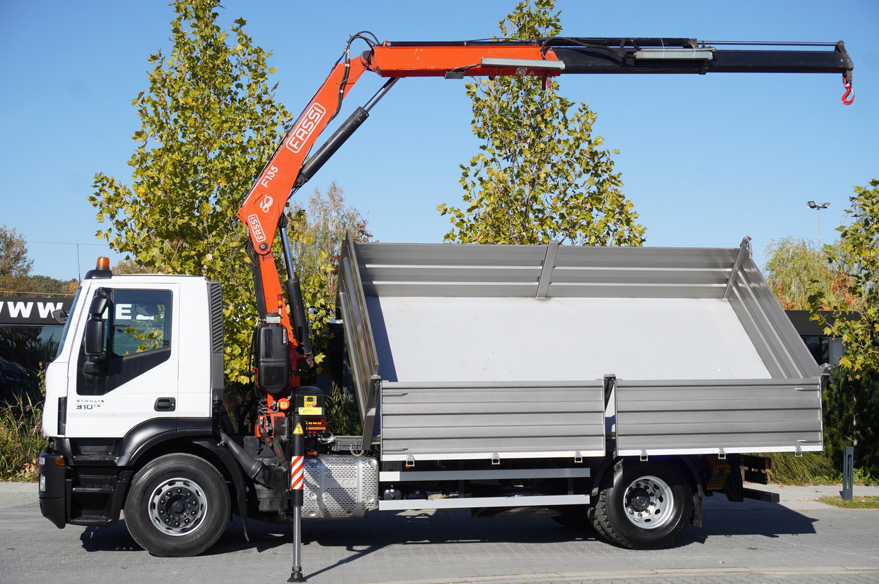 IVECO Stralis 310 E6 / NEW 3-sided tipper / Fassi F135 crane with remote control - משאית צד נופל/ שטוחה, משאית מנוף: תמונה 5 IVECO Stralis 310 E6 / NEW 3-sided tipper / Fassi F135 crane with remote control - משאית צד נופל/ שטוחה, משאית מנוף: תמונה 5