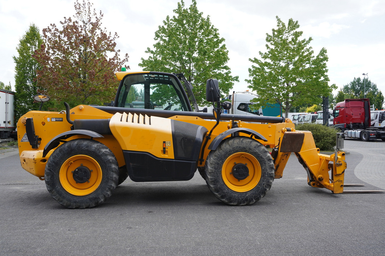 JCB 540-140 telescopic loader / 14 m range / 1800 MTH - מפעיל טלסקופי: תמונה 4 JCB 540-140 telescopic loader / 14 m range / 1800 MTH - מפעיל טלסקופי: תמונה 4